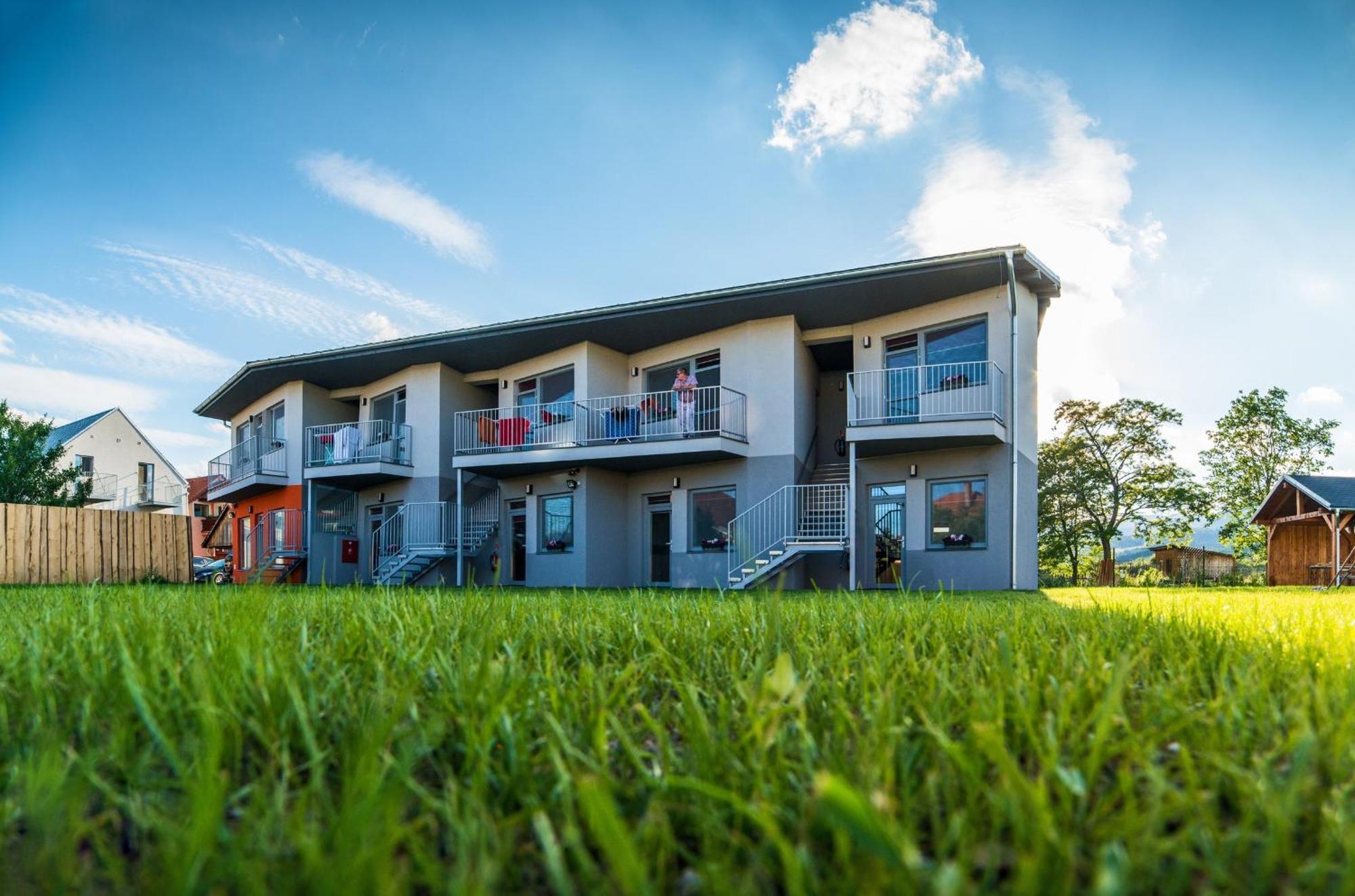 Apartmany Vera Bešeňová Buitenkant foto